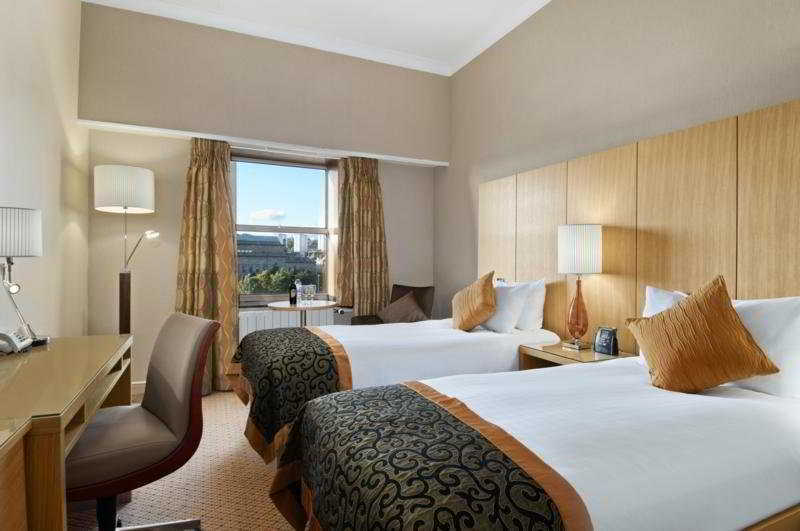 Hilton Dundee 호텔 객실 사진